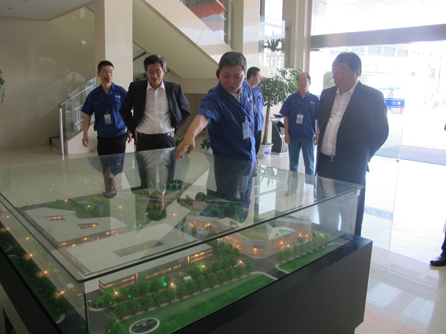 潍柴集团谭旭光董事长向导团队来我公司视察